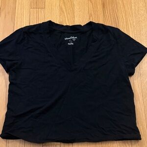 Universal Thread Classic Black V-Neck Tee